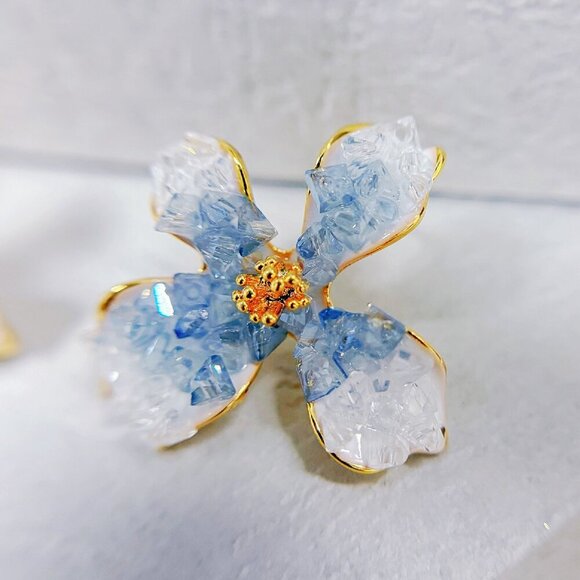 Floral Earrings, Flower Stud Earrings, Crystal Earrings, Gold Statement earrings - Picture 2 of 10